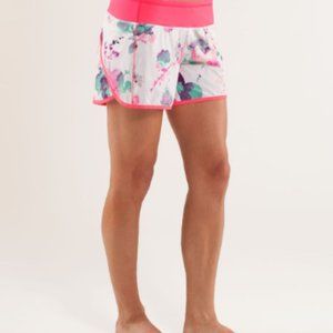 lululemon turbo run short size 4